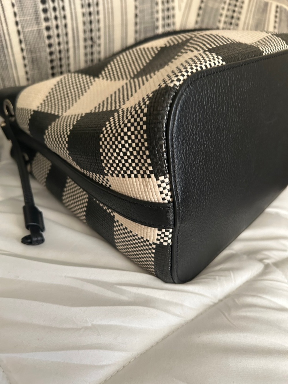 kate spade Marti Black & Cream Check Canvas bucket Bag - Picture 6 of 14